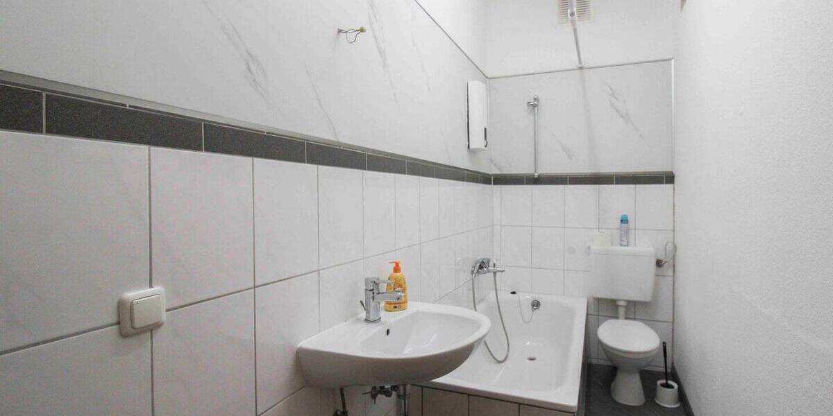 Etagenwohnung Essen Steele - 4 Zimmer, 102 m&sup2;, 135.000&euro; | Angebot:26892964