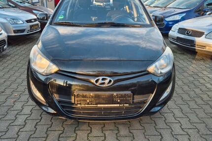Hyundai i20 88.000 km 4.999 &euro; Essen 45356