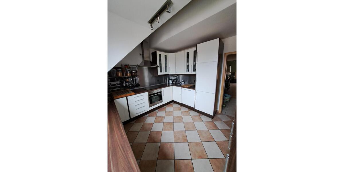 Attraktive 3-Zimmer Maisonette-Wohnung m. SW-Balkon 3 zimmer