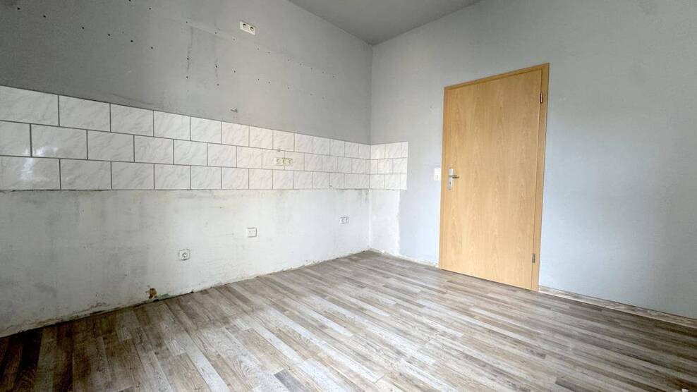 Großzügige 5-Zimmer-Wohnung mit 2 Bädern und Balkon - Ab sofort! 5 zimmer