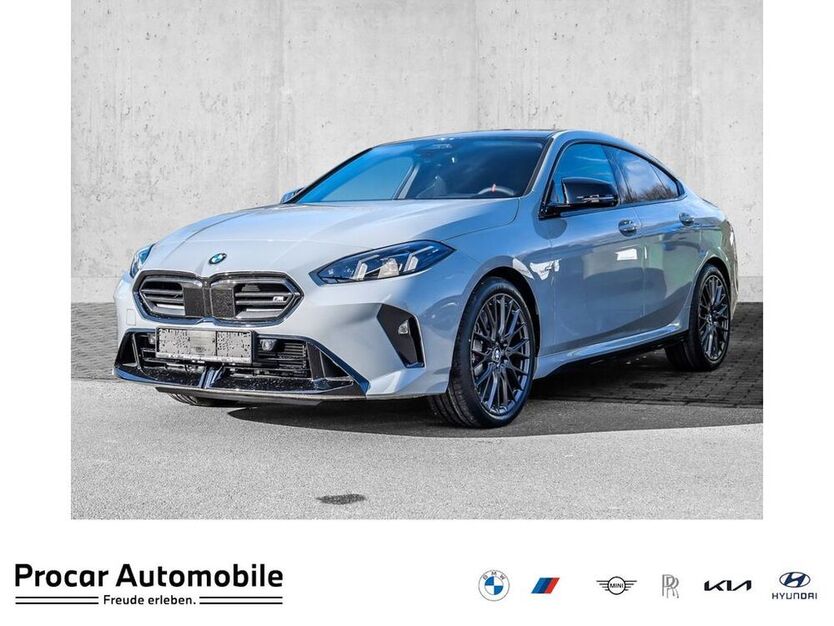 M235
