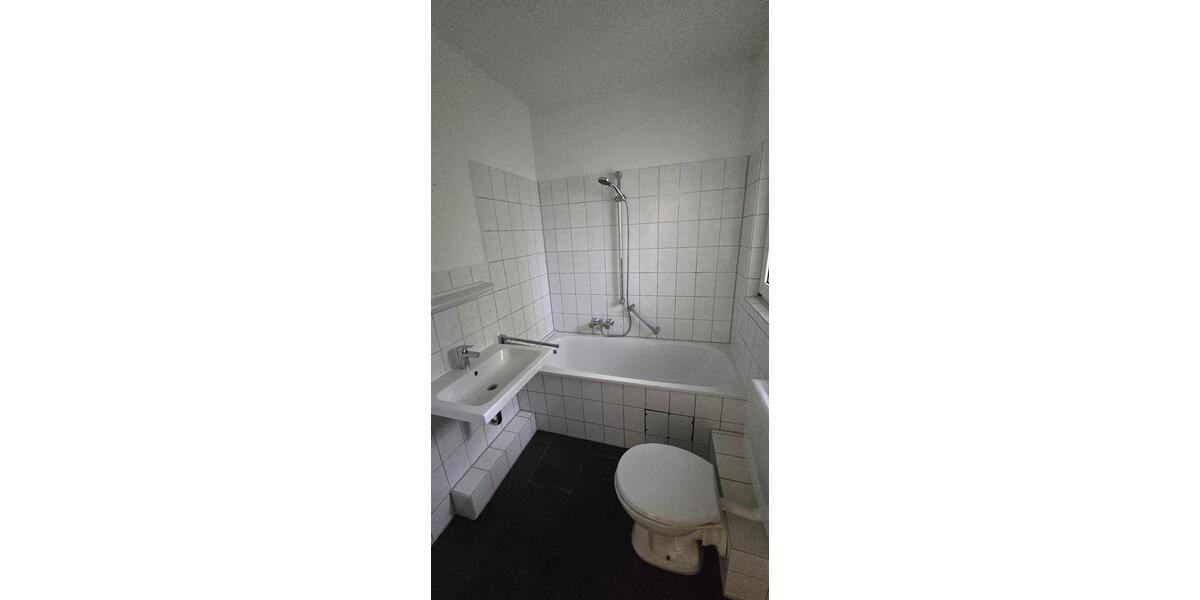 Erdgeschoßwohnung Oberhausen Osterfeld - 2 Zimmer, 52 m&sup2;, 389&euro; | Angebot:26051349