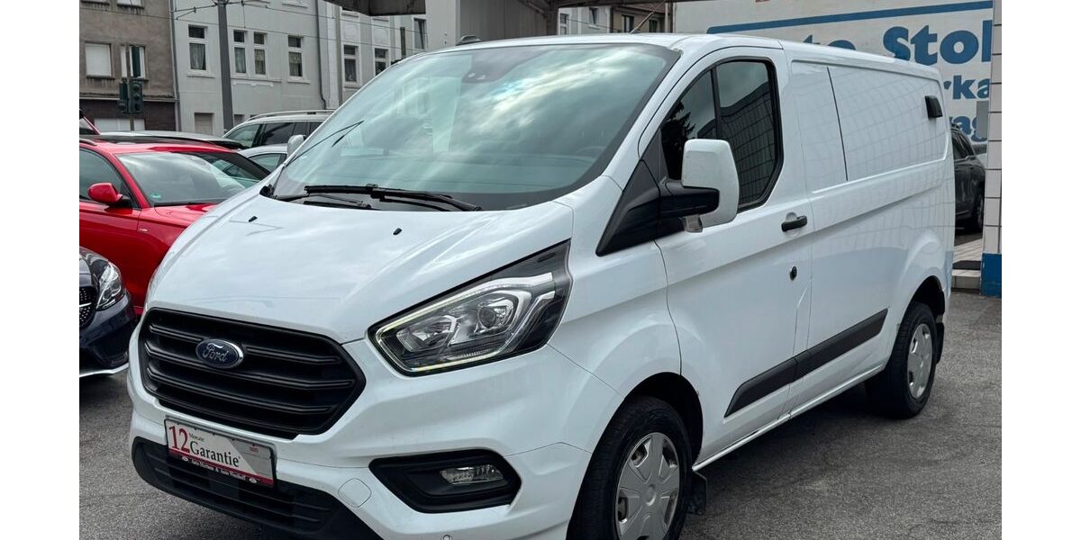 Ford Transit Custom 121.518 km 13.450 &euro; Oberhausen 46045