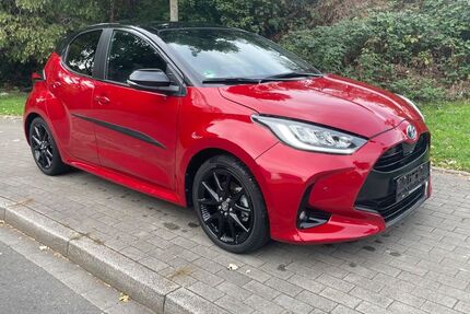Toyota Yaris 20.000 km 15.999 &euro; Gelsenkirchen 45889