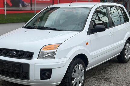 Ford Fusion 136.000 km 2.500 &euro; Essen 45923