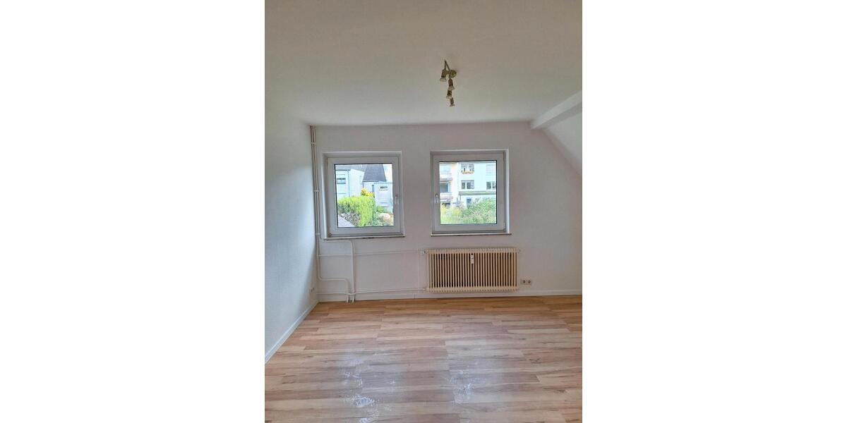 Dachgeschoßwohnung Hagen Hagen-Nord - 3.5 Zimmer, 75 m&sup2;, 727&euro; | Angebot:27584837
