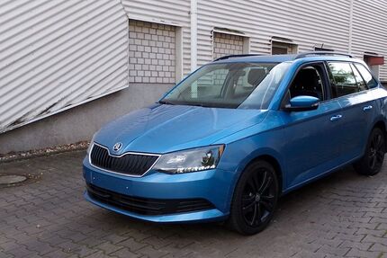 Skoda Fabia 120.300 km 7.000 € Hagen 58135