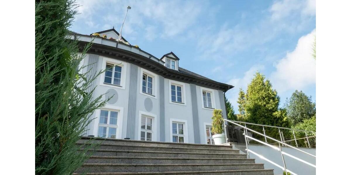 schöne helle Wohnung im EG mit Gartenblick und Terasse 2 zimmer