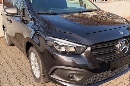 Mercedes-Benz Citan 119.000 km 13.900 &euro; Gelsenkirchen 45886