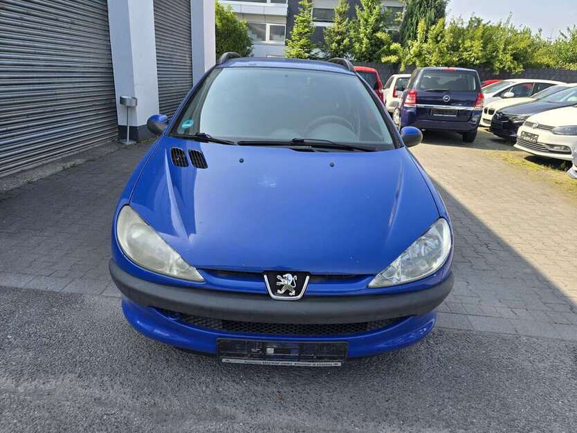 Peugeot 206 143.900 km 450 € Witten 58456