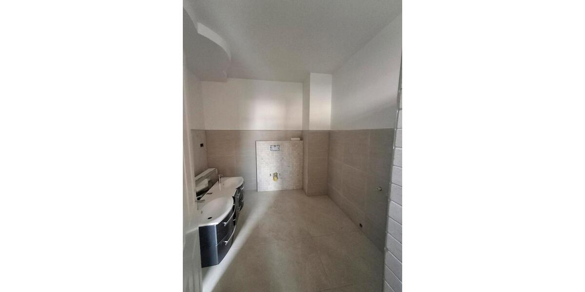 Doppelhaushälfte Ennepetal - 4 Zimmer, 140 m&sup2;, 1.550&euro; | Angebot:25405559