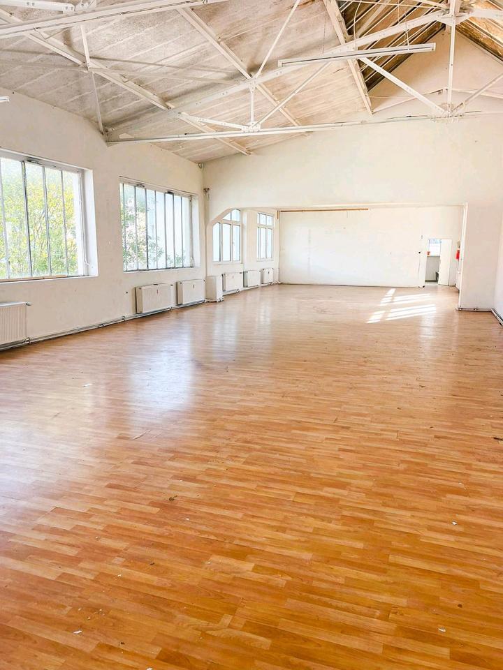 Halle,Saal zu vermieten zimmer