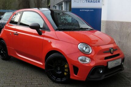 Abarth 695 30.812 km 25.990 &euro; Wuppertal 42109