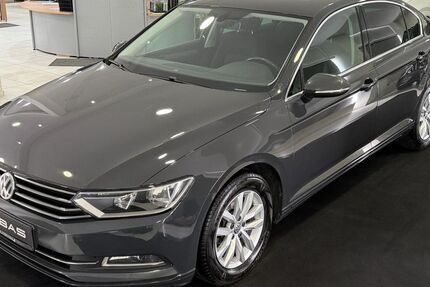 VW Passat 221.877 km 11.900 € Gelsenkirchen 45891