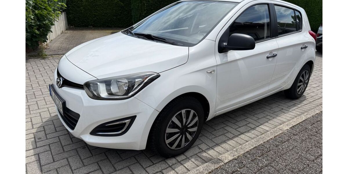 Hyundai i20 39.725 km 4.990 &euro; Dortmund 44388