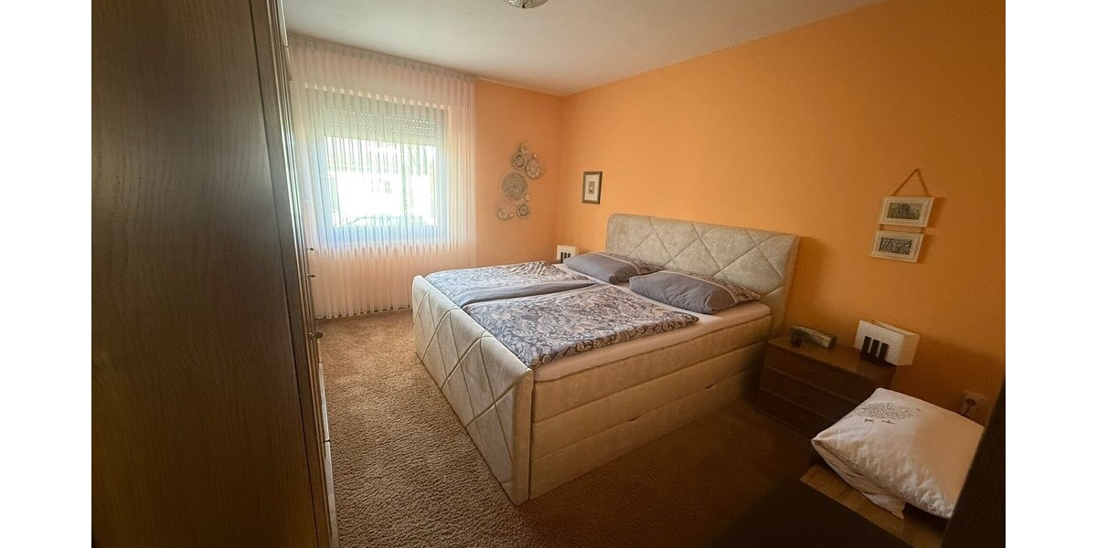 Freistehendes Zweifamilienhaus mit großem Garten in ruhiger Lage von Lünen 8 zimmer