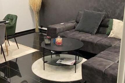 Moderne EG 2 Zi Wohnung Zentrale Lage Stellplatz 2 zimmer