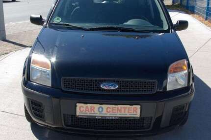 Ford Fusion 142.000 km 2.450 € Bottrop 46242