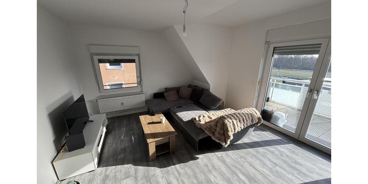 Dachgeschoßwohnung Lünen Alstedde - 2.5 Zimmer, 61 m&sup2;, 582&euro; | Angebot:25627119