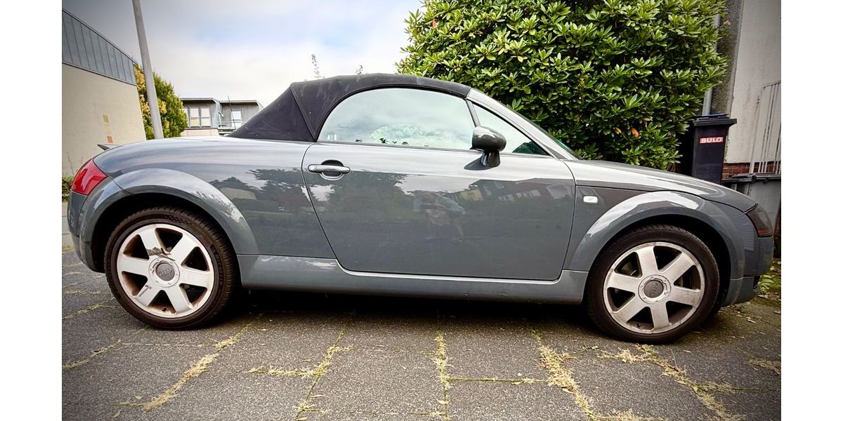 Audi TT 129.500 km 8.900 &euro; Bochum 44795