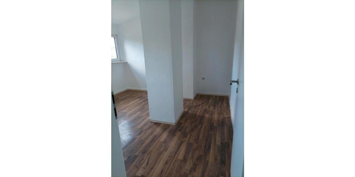 Dachgeschoßwohnung Witten Annen - 3 Zimmer, 65 m&sup2;, 500&euro; | Angebot:24488101