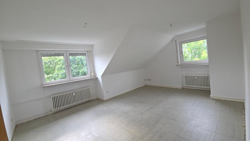Dachgeschoßwohnung Hagen - 2.5 Zimmer, 66 m&sup2;, 350&euro; | Angebot:25545619