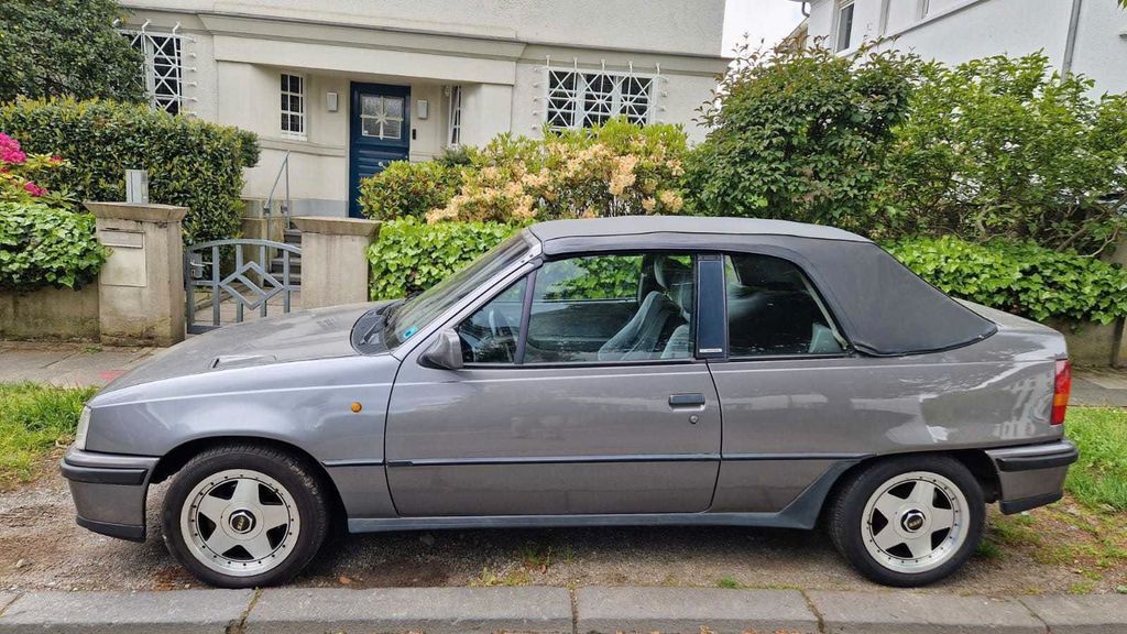 Opel Kadett 53.030 km 12.500 &euro; Mülheim an der Ruhr 45473