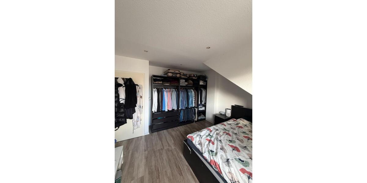 Dachgeschoßwohnung Dortmund Innenstadt Nord - 2.5 Zimmer, 68 m&sup2;, 720&euro; | Angebot:27584882