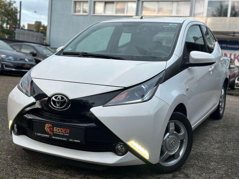 Toyota Aygo (X) 87.000 km 6.899 € Wuppertal 42289
