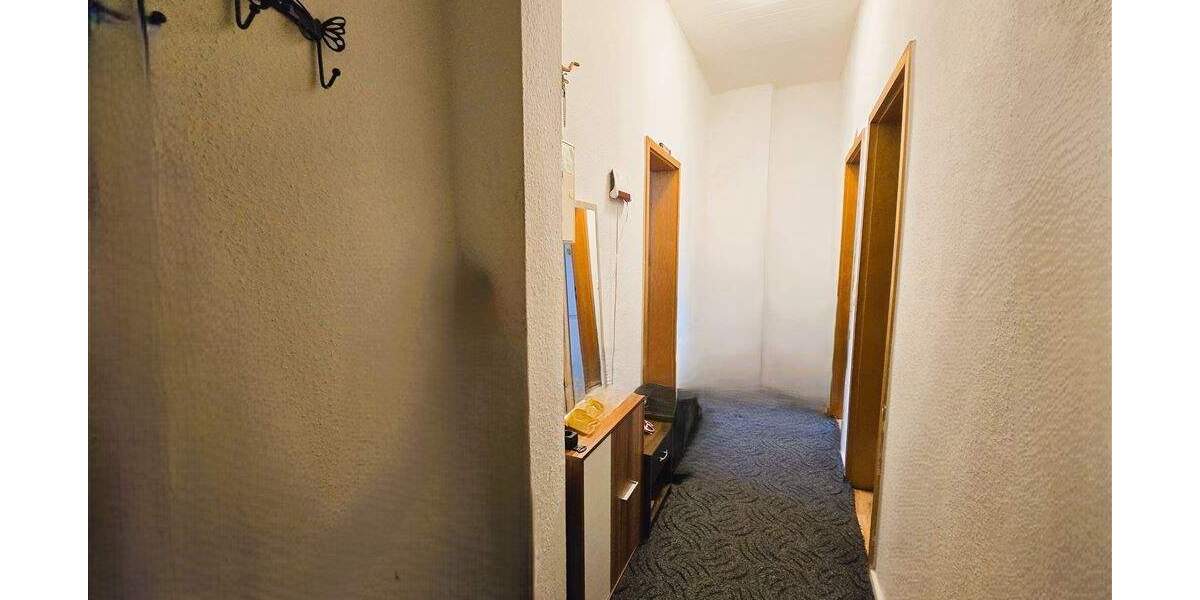 Charmante 2-Zimmer-Altbauwohnung Modernisiert 2 zimmer