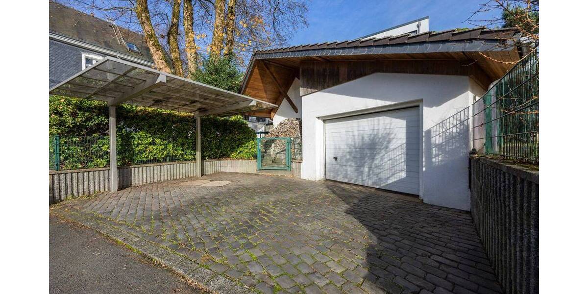 Einfamilienhaus Wuppertal Ronsdorf - 7 Zimmer, 234 m&sup2;, 649.000&euro; | Angebot:26763509