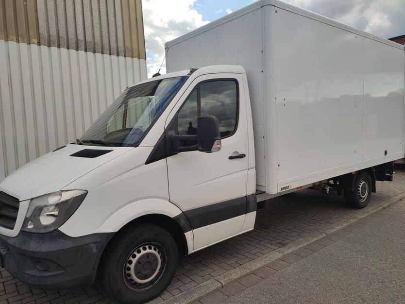 Mercedes-Benz Sprinter 210.000 km 13.700 € Essen 45136