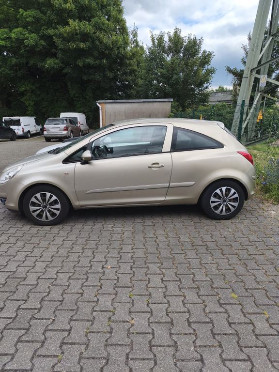 Opel Corsa 48.000 km 2.950 € Gelsenkirchen 45881