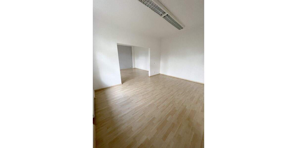 Etagenwohnung Oberhausen Altstadt-Mitte - 4 Zimmer, 113 m&sup2;, 960&euro; | Angebot:24875520