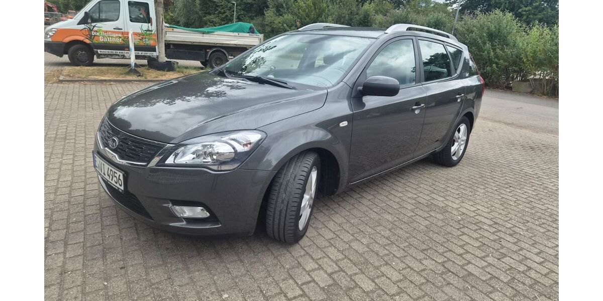 Kia ceed / Ceed 49.884 km 5.700 &euro; Essen 45327