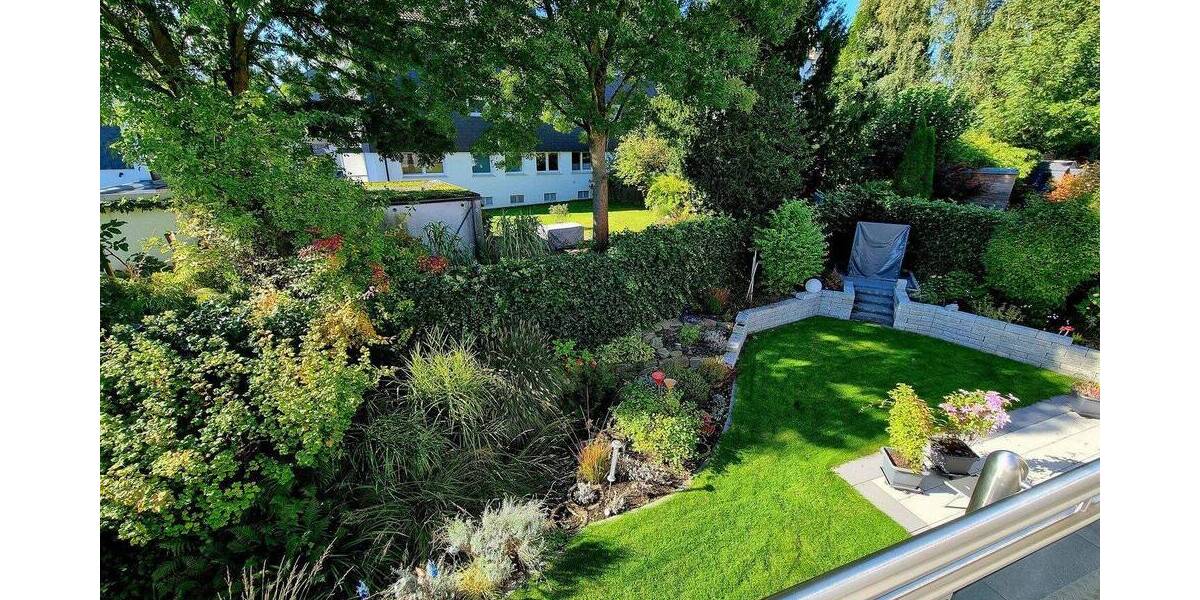 Etagenwohnung Bochum Höntrop - 3 Zimmer, 118 m&sup2;, 1.250&euro; | Angebot:26875118