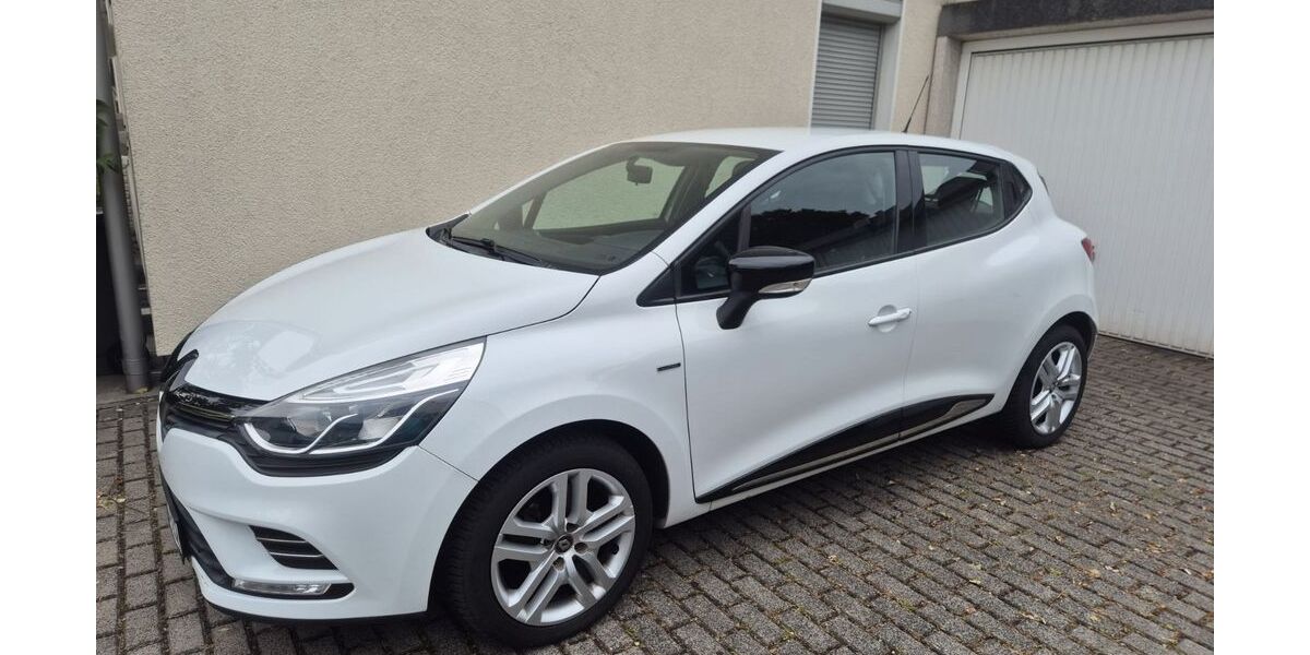 Renault Clio 15.000 km 8.500 &euro; Oberhausen 46149