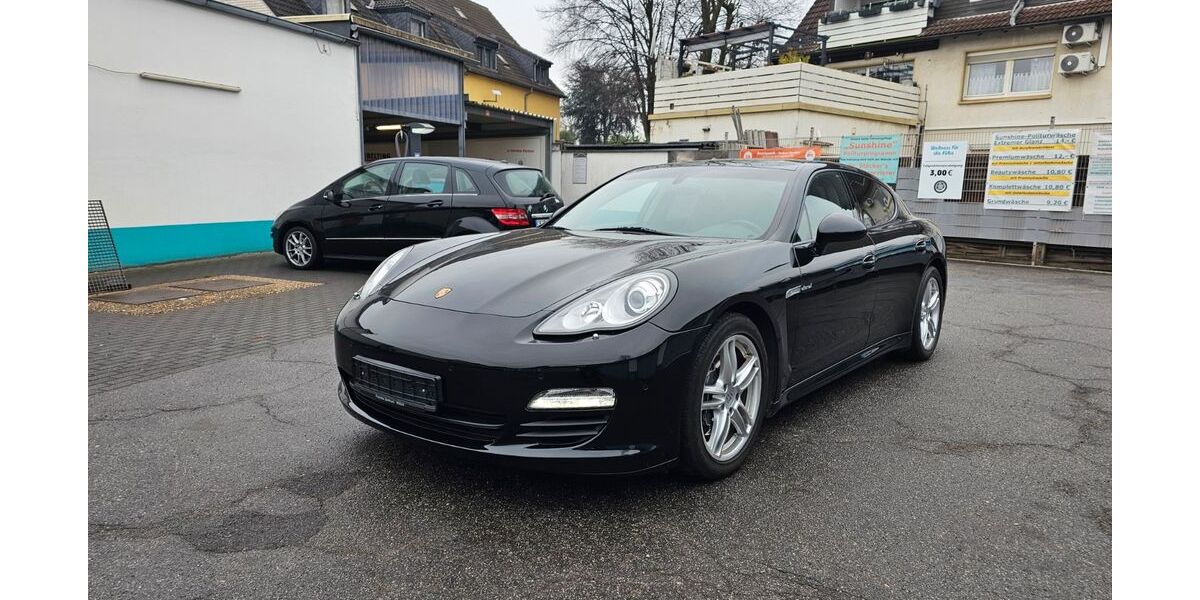 Porsche Panamera 135.000 km 26.950 &euro; Oberhausen 46045