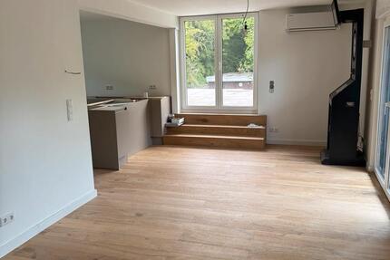 Haus Wuppertal Unterbarmen - 6 Zimmer, 200 m&sup2;, 550.000&euro; | Angebot:26817860