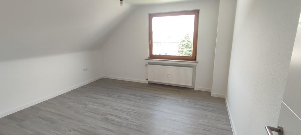 Wohnung im Dachgeschoss - Erstbezug zimmer