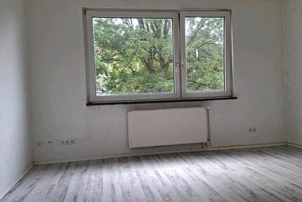 Wohnung Bochum Günnigfeld - 3 Zimmer, 79 m&sup2;, 750&euro; | Angebot:26701760