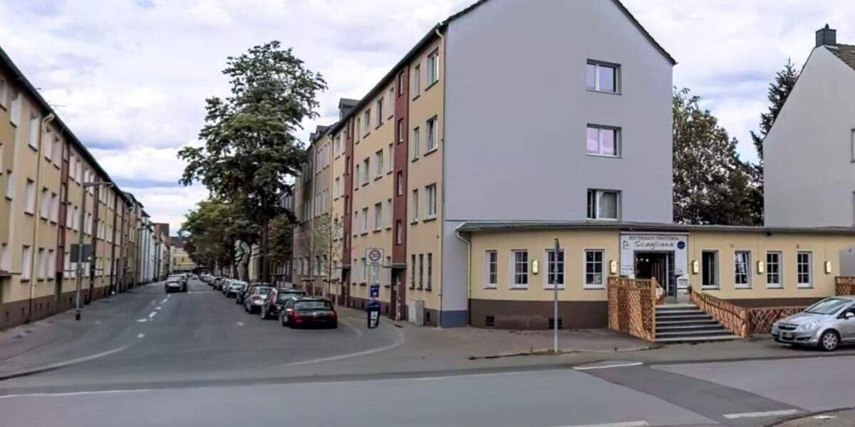 171 m² Wohnung-(en) im Erdgeschoss: modernisiertes Mehrfamilienhaus mit Eigennutzungsoption. 1 zimmer