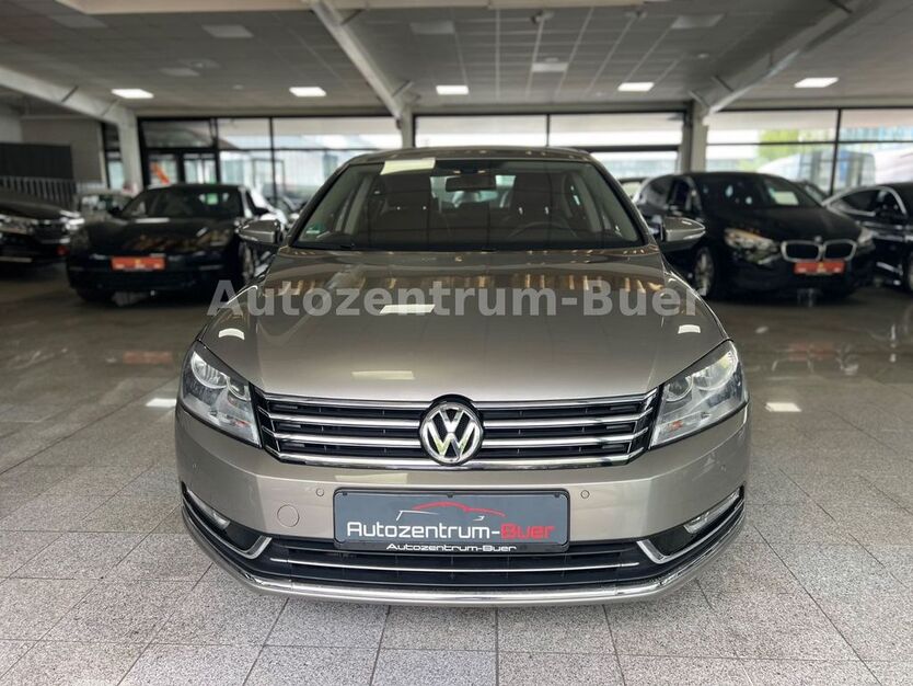 VW Passat 96.000 km 13.990 € Gelsenkirchen 45881
