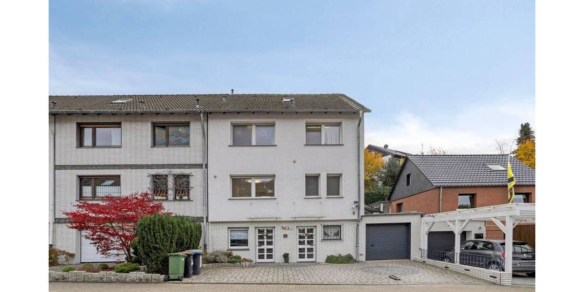 Reihenendhaus Mülheim an der Ruhr Mitte-Ost - 7 Zimmer, 184 m&sup2;, 559.000&euro; | Angebot:23935655