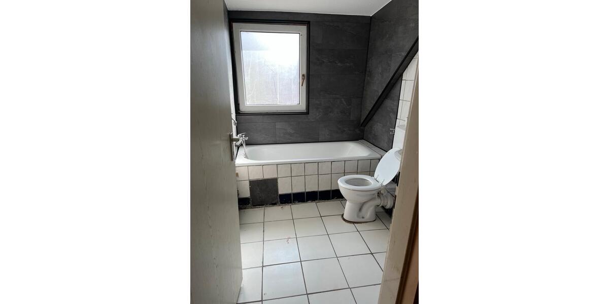 Dachgeschoßwohnung Dortmund Brackel - 3 Zimmer, 60 m&sup2;, 805&euro; | Angebot:27540243