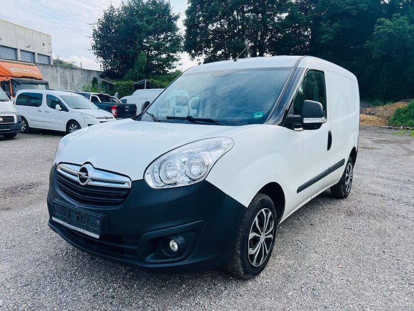 Opel Combo 165.000 km 3.500 € Essen 45139