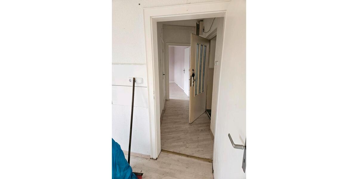 Hochparterre Hagen Hagen-Mitte - 2 Zimmer, 44 m&sup2;, 88.000&euro; | Angebot:27533975
