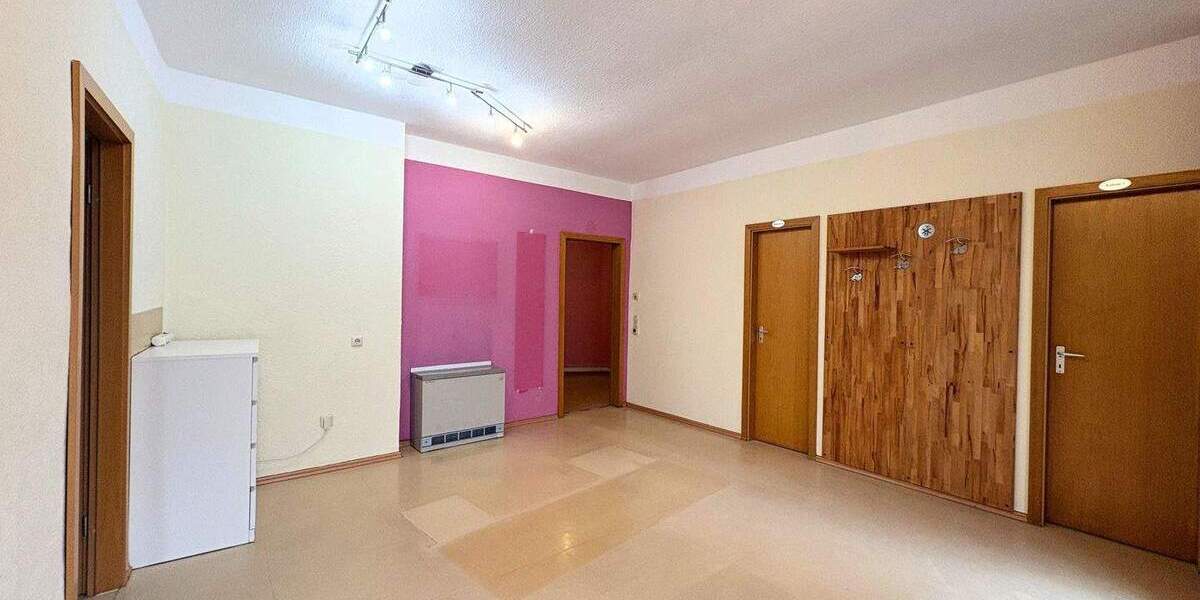 Gewerbeobjekt Gelsenkirchen Rotthausen - 5 Zimmer, 590&euro; | Angebot:24736251