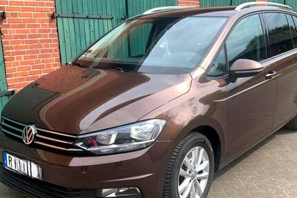 VW Touran 83.040 km 17.999 &euro; Bottrop 46244