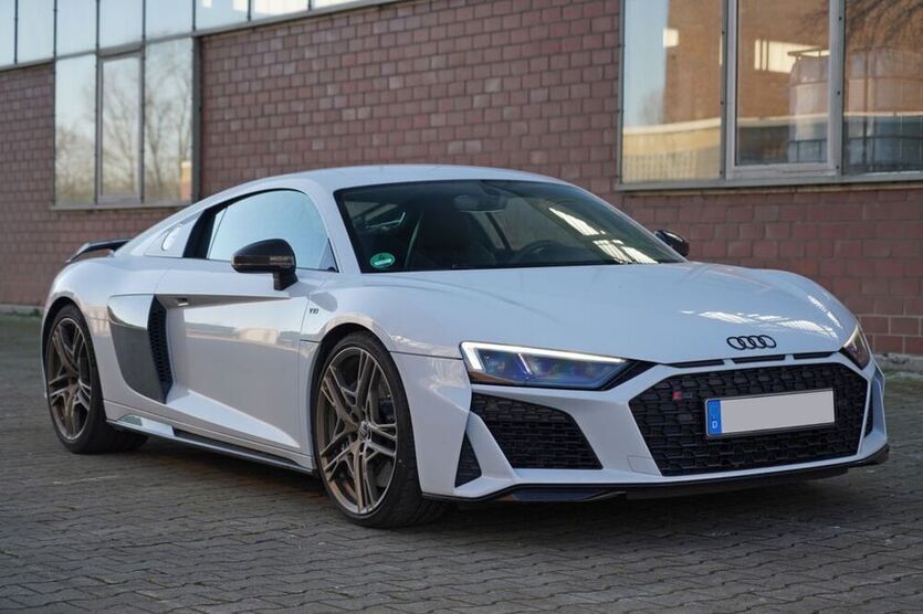 R8